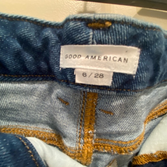 Women's Good American Skinny High Waisted Jeans - Picture 3 of 3